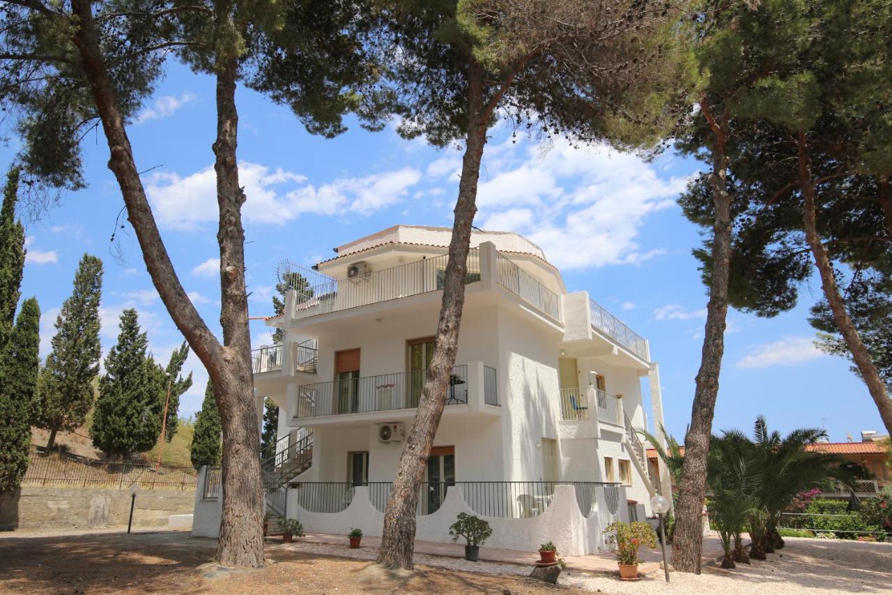 Villa Aurora Giardini-Naxos Exterior foto